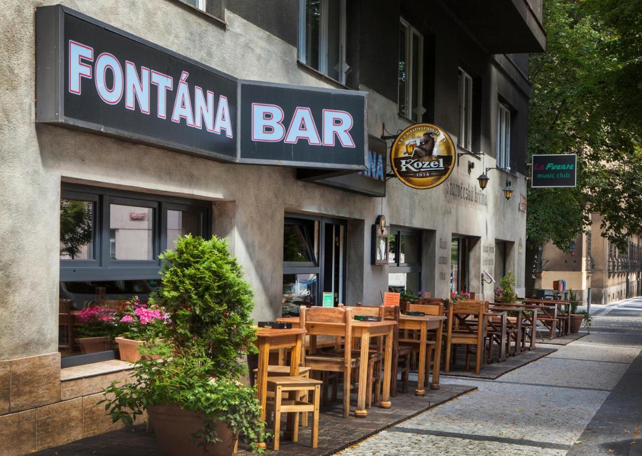 פראג Hostel Fontana מראה חיצוני תמונה