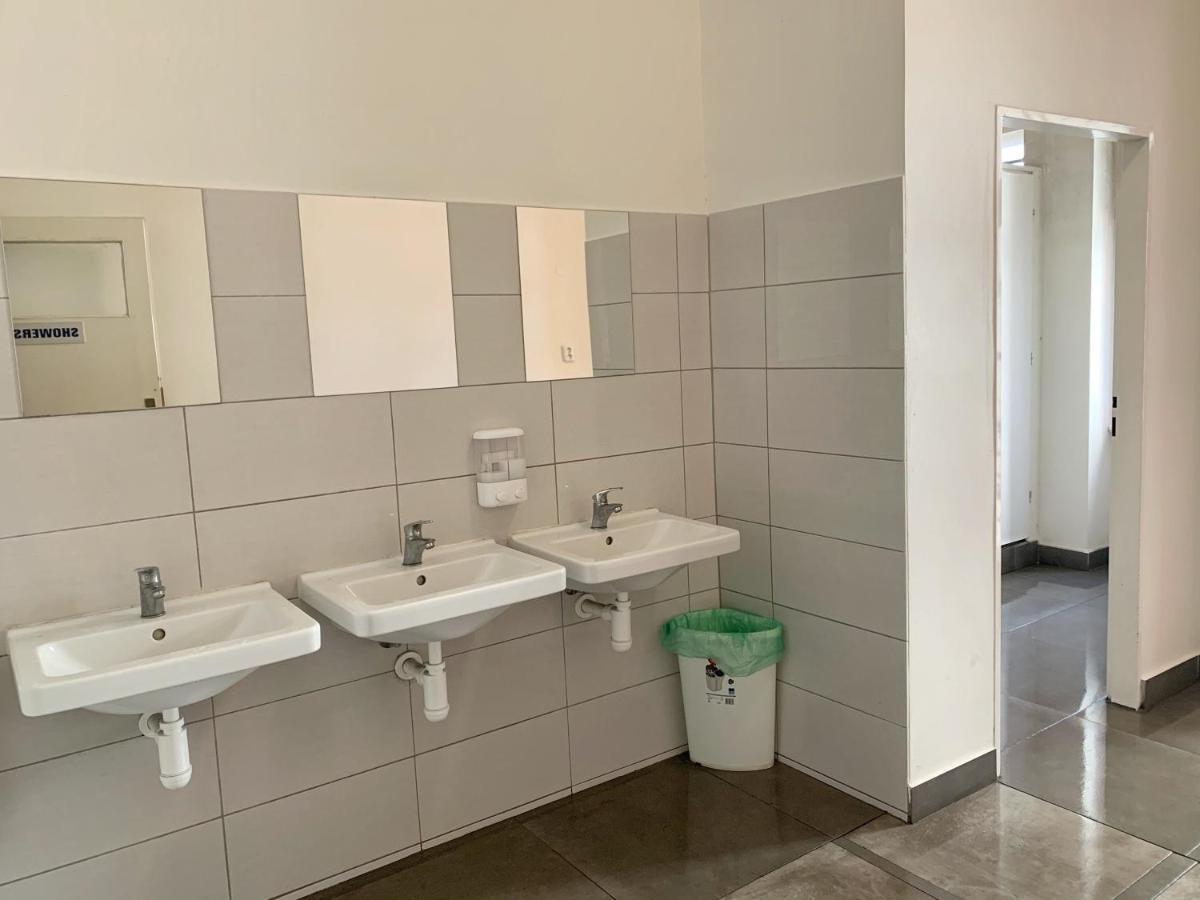 פראג Hostel Fontana מראה חיצוני תמונה